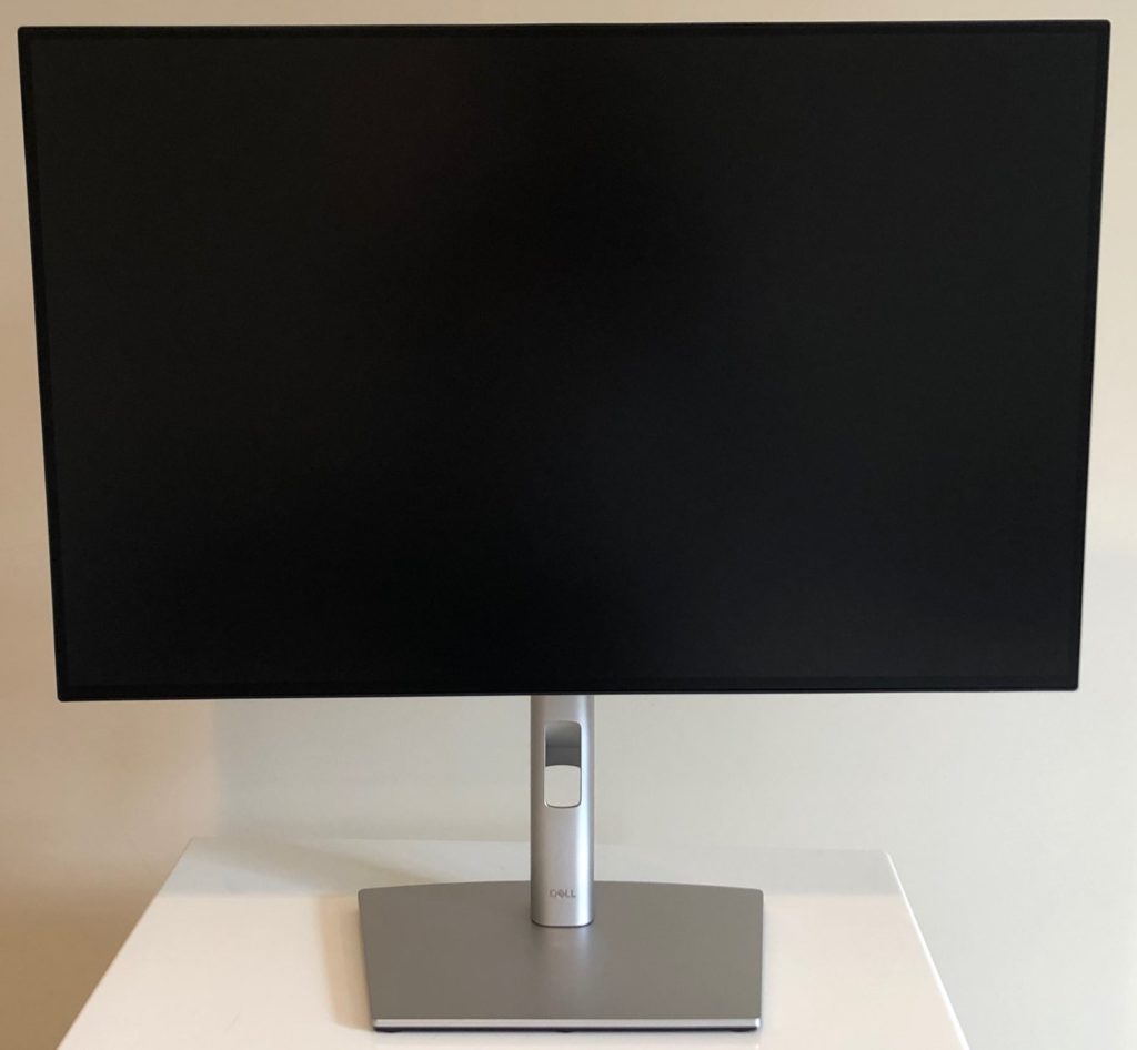 Dell UltraSharp 24 USB-C Hub Monitor (U2421E) Review