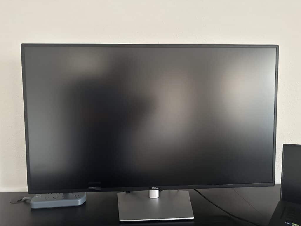 Dell UltraSharp 43 4K Monitor (U4323QE) - Computer Monitors