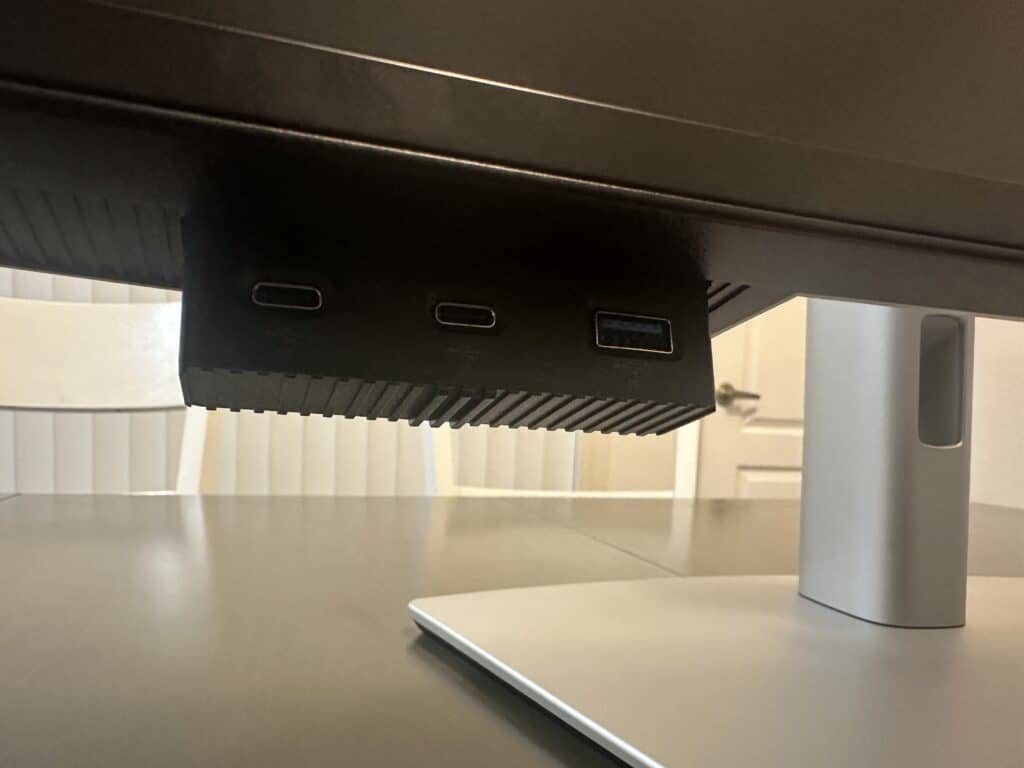 Dell U4025QW Review – Premium 120Hz WUHD Ultrawide with Thunderbolt 4 ...